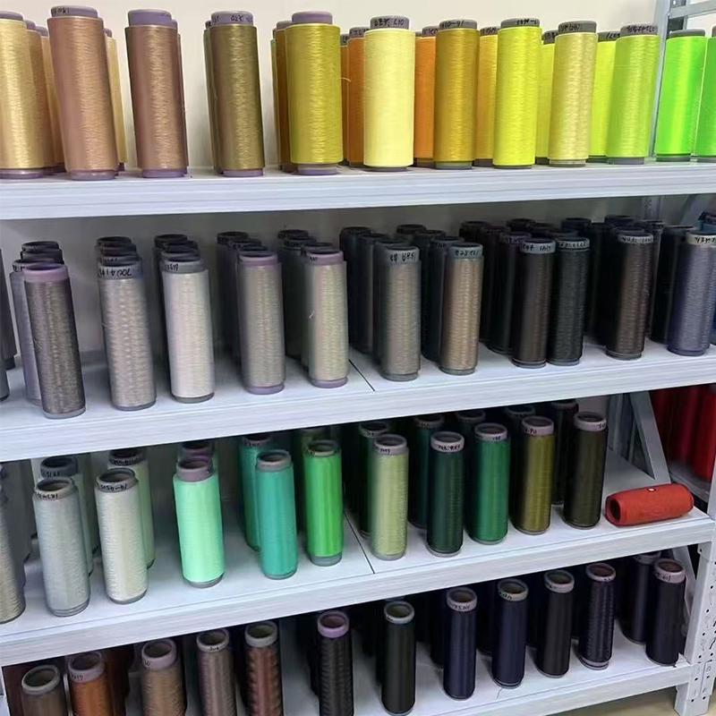 Barevná těžká síťová příze dty